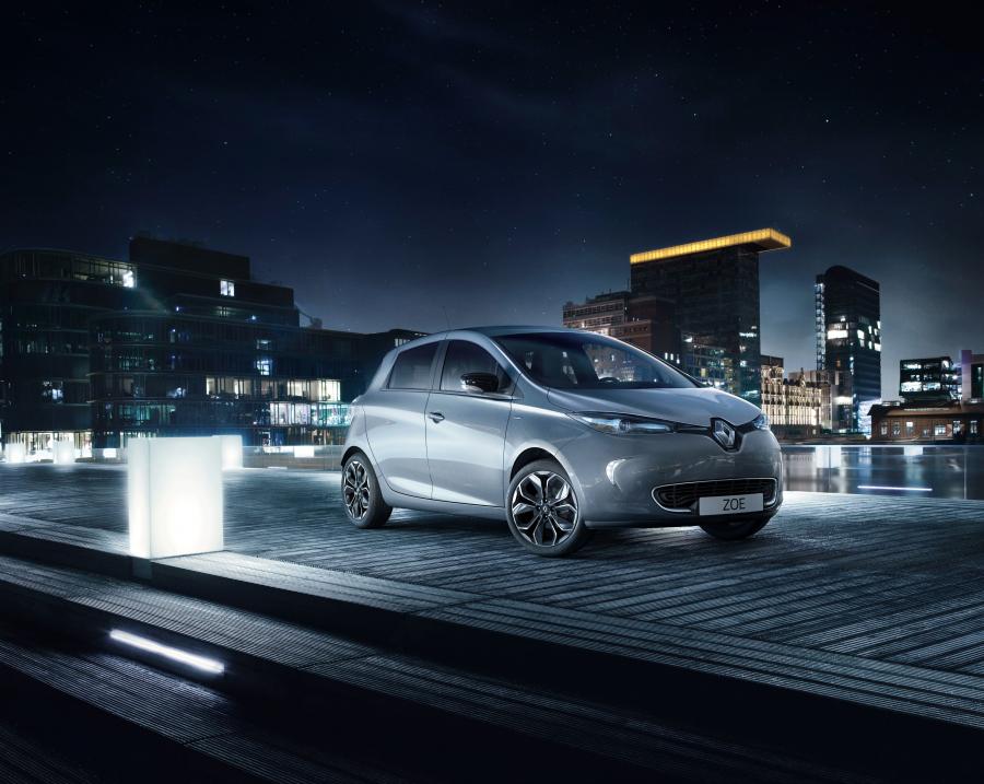  Renault Zoe Z.E. Iconic 2018 года  (фото 5 из 5)